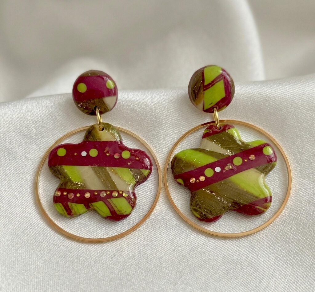 Pendientes Artesanos hechos a mano en ArcilLA Polimérica, resinas y Acero Inoxidable