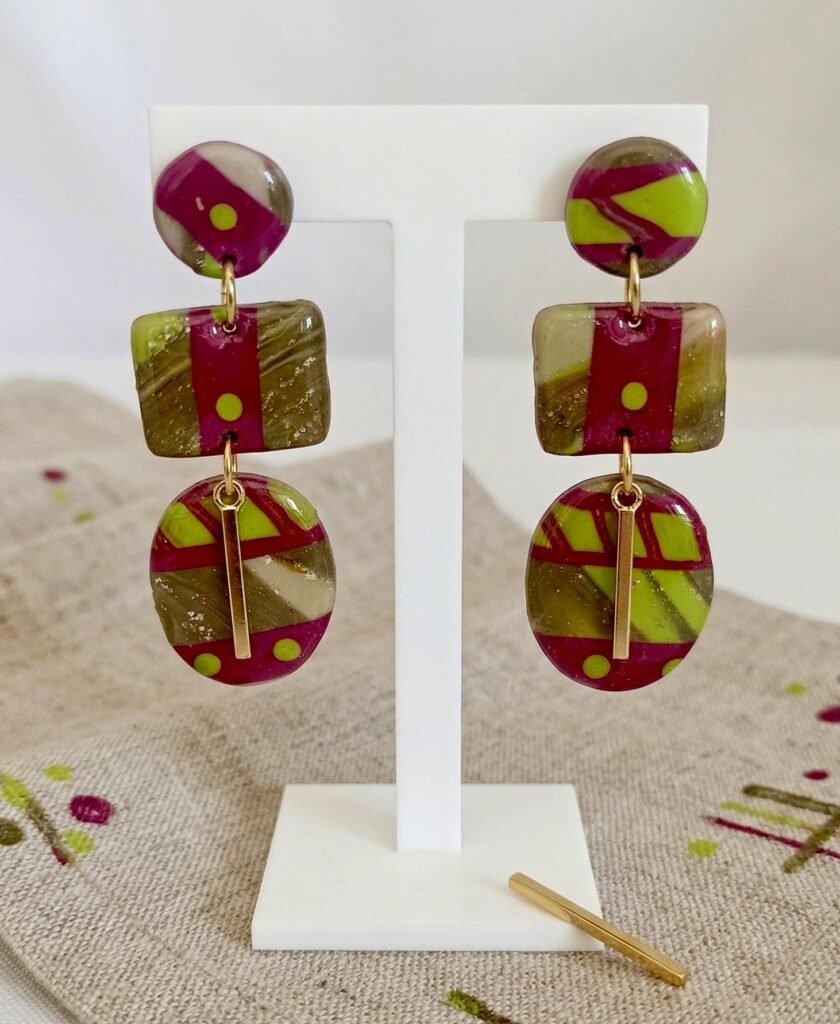 Pendientes Artesanales en Arcilla Polimérica, resinas y acero inoxidable